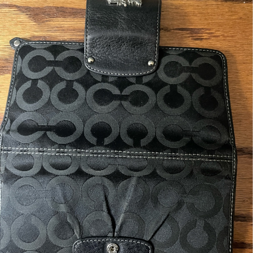 Coach Wallet - Pink & Black - Picture 3 of 6